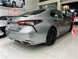 تۆیۆتا کامری